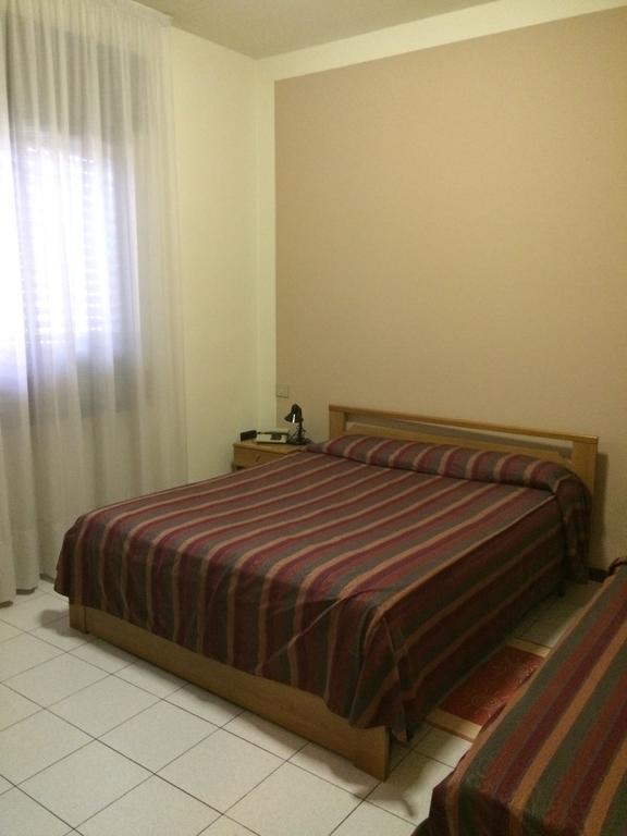 Albergo Cristallo Cittiglio Екстериор снимка